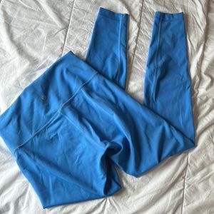 Size 8 “31 inseam blue Lululemon wunder under leggings